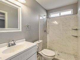 922 E Wahalla Ln, Phoenix, Az 85024 in Phoenix, AZ (Photo 4 of 5)