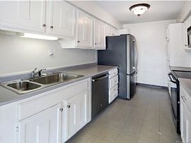 134 Trolley Rd, Guilford, Ct 06437 in Guilford, CT (Photo 3 of 5)