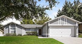 12110 Woodglen Cir, Clermont, Fl 34711 in Clermont, FL