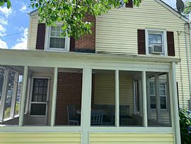 118 Washington Cir, West Hartford, Ct 06119 in West Hartford, CT (Photo 4 of 4)