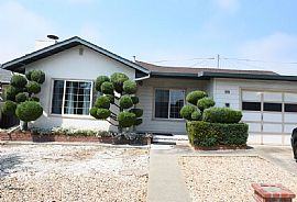 257 Oakcrest Ave in South San Francisco, CA