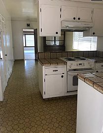 320 Watson St in Monterey, CA (Photo 10 of 11)