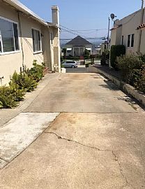 320 Watson St in Monterey, CA (Photo 2 of 11)