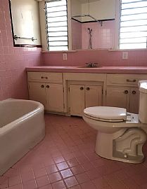 320 Watson St in Monterey, CA (Photo 8 of 11)