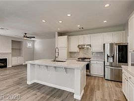 1340 Minuet St, Henderson, Nv 89052 in Henderson, NV (Photo 3 of 4)