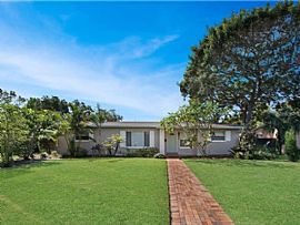 642 38th Ave Ne, saint Petersburg, Fl 33704 in Saint Petersburg, FL