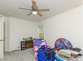 68 Sinclair Ct, Gerrardstown, Wv 25420 in Gerrardstown, WV (Photo 4 of 12)