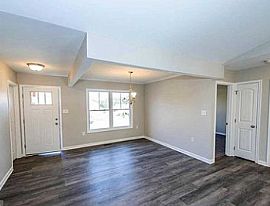 249 Mabdarin Dr, Martinsburg, Wv 25403 in Martinsburg, WV (Photo 5 of 12)