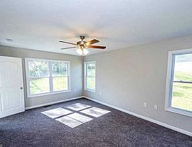 249 Mabdarin Dr, Martinsburg, Wv 25403 in Martinsburg, WV (Photo 9 of 12)