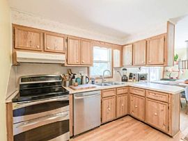 110 Geneva Ave, Silver Spring, Md 20910 in Silver Spring, MD (Photo 9 of 12)