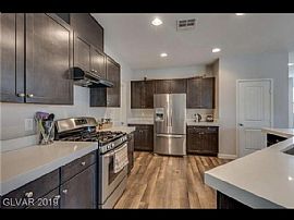 7755 Buckhorn Island Ave, Spring Valley, Nv 89113 in Las Vegas, NV (Photo 9 of 12)
