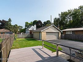 $2,450/mo3 Bd2 Ba1,512 Square Feet in Chicago, IL (Photo 10 of 12)
