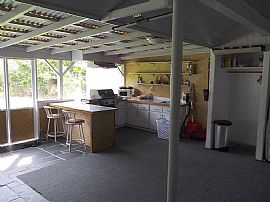 $1,850/mo2 Bd1 Ba1,250 Square Feet in Pahoa, HI (Photo 10 of 12)