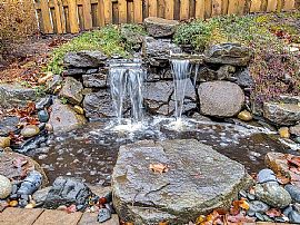 $3,250/mo3 Bd2.5 Ba2,509 Square Feet in West Linn, OR (Photo 11 of 12)