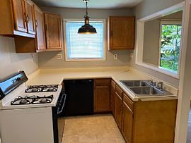 3 Bd1 Ba1,196 Square Feet in Birmingham, AL (Photo 5 of 5)