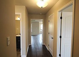 121 Clayton Mance Rd, New Market, Al 35761 in New Market, AL (Photo 3 of 12)