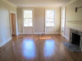 1318 Augusta Ave, Montgomery, Al 36111 in Montgomery, AL (Photo 7 of 12)