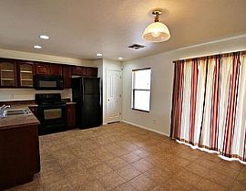 S Parliament Dr, Tucson, Az 85756 in Tucson, AZ (Photo 3 of 9)