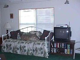 Eagle's Nest in Magnolia Beach, TX (Photo 5 of 6)