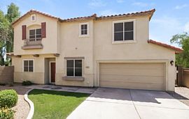 669 E Los Arboles Pl, Chandler, Az 85225 in Chandler, AZ