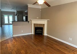 211 West Dr Unit 37, Mobile, Al 36608 in Mobile, AL (Photo 3 of 12)
