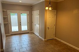 211 West Dr Unit 37, Mobile, Al 36608 in Mobile, AL (Photo 6 of 12)