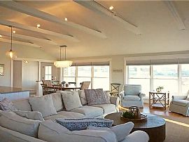 105 Sound Breeze Ave, groton, Ct 06340 in Groton, CT (Photo 2 of 12)