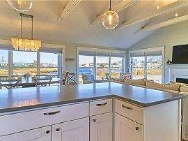 105 Sound Breeze Ave, groton, Ct 06340 in Groton, CT (Photo 3 of 12)