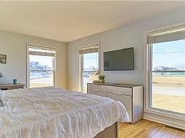 105 Sound Breeze Ave, groton, Ct 06340 in Groton, CT (Photo 9 of 12)