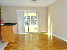 37 Rachel Dr, rocky Hill, Ct 06067 in Rocky Hill, CT (Photo 2 of 9)