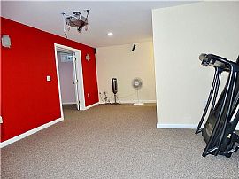 37 Rachel Dr, rocky Hill, Ct 06067 in Rocky Hill, CT (Photo 8 of 9)