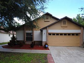 2672 Whisper Lakes Club Cir, Orlando, Fl 32837 in Orlando, FL