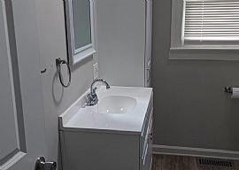 Newly Renovated 2 Bedroom, 1bath Bungalow in Akron, OH (Photo 9 of 10)