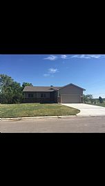 Apartment in Wichita, KS (Photo 2 of 12)