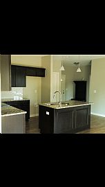 Apartment in Wichita, KS (Photo 3 of 12)