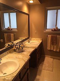 Beautiful 3 Bedroom in Troy, MI (Photo 11 of 12)