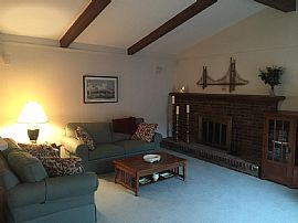 Beautiful 3 Bedroom in Troy, MI (Photo 5 of 12)