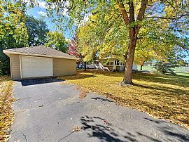 Beautiful 3 Bedroom in Sartell, MN (Photo 3 of 12)
