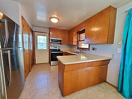 Beautiful 3 Bedroom in Sartell, MN (Photo 8 of 12)