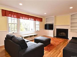 83 Hastings Ln, Stamford, Ct 06905 in Stamford, CT (Photo 6 of 11)