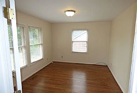 1141 Mayland Ln, Vestavia Hills, Al 35216 in Vestavia Hills, AL (Photo 2 of 10)