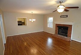 1141 Mayland Ln, Vestavia Hills, Al 35216 in Vestavia Hills, AL (Photo 3 of 10)