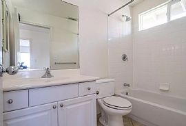 4 Bedroom House at 91-6479 Kapolei Pkwy in Ewa Beach, HI (Photo 4 of 6)