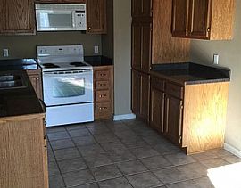 @#$ Highly Desired 3 Bed, 2bath Home For Rent $#@ in Conway, AR (Photo 6 of 6)