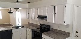 Beautiful 3 Bedroom in Rio Rancho, NM (Photo 3 of 12)