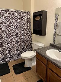 Beautiful 3 Bedroom in Artesia, NM (Photo 7 of 12)