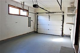 Beautiful 5 Bedroom in Columbus, OH (Photo 9 of 12)