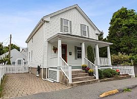3 Findlay Pl, Newport, Ri 02840 in Newport, RI