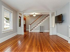 3 Findlay Pl, Newport, Ri 02840 in Newport, RI (Photo 3 of 11)