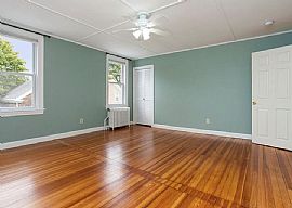 3 Findlay Pl, Newport, Ri 02840 in Newport, RI (Photo 9 of 11)